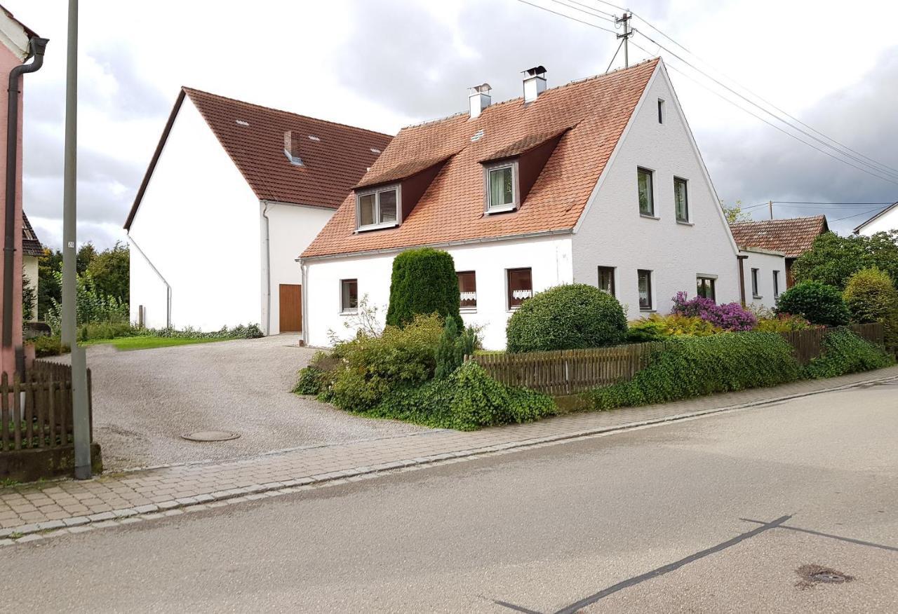 Willa Kleines Haeuschen Im Gruenen Monheim  Zewnętrze zdjęcie
